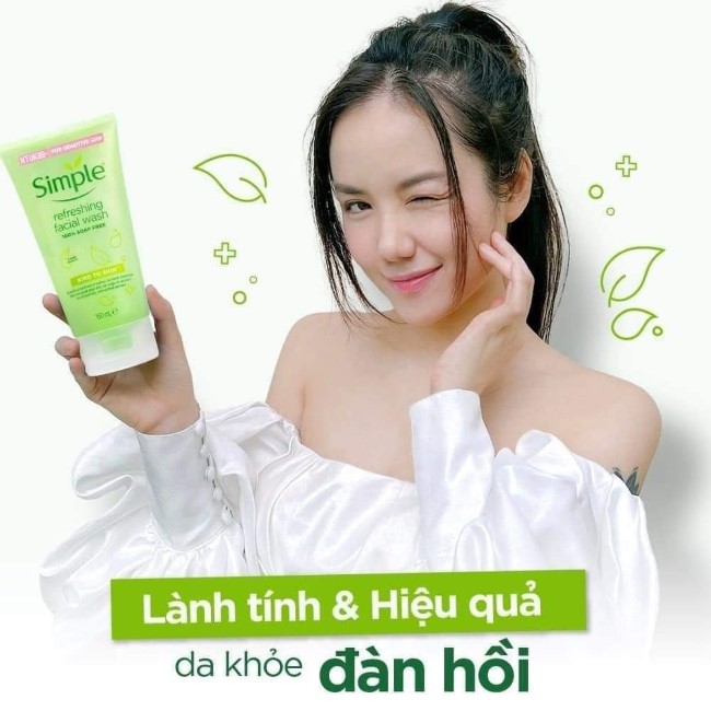 Sữa rửa mặt cho da dầu Simple Refreshing Facial Wash (150ml)